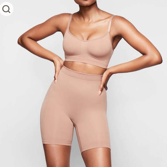 SKIMS Other - SKIMS SCULPTING SHORT MID THIGH W/ OPEN GUSSET | CLAY